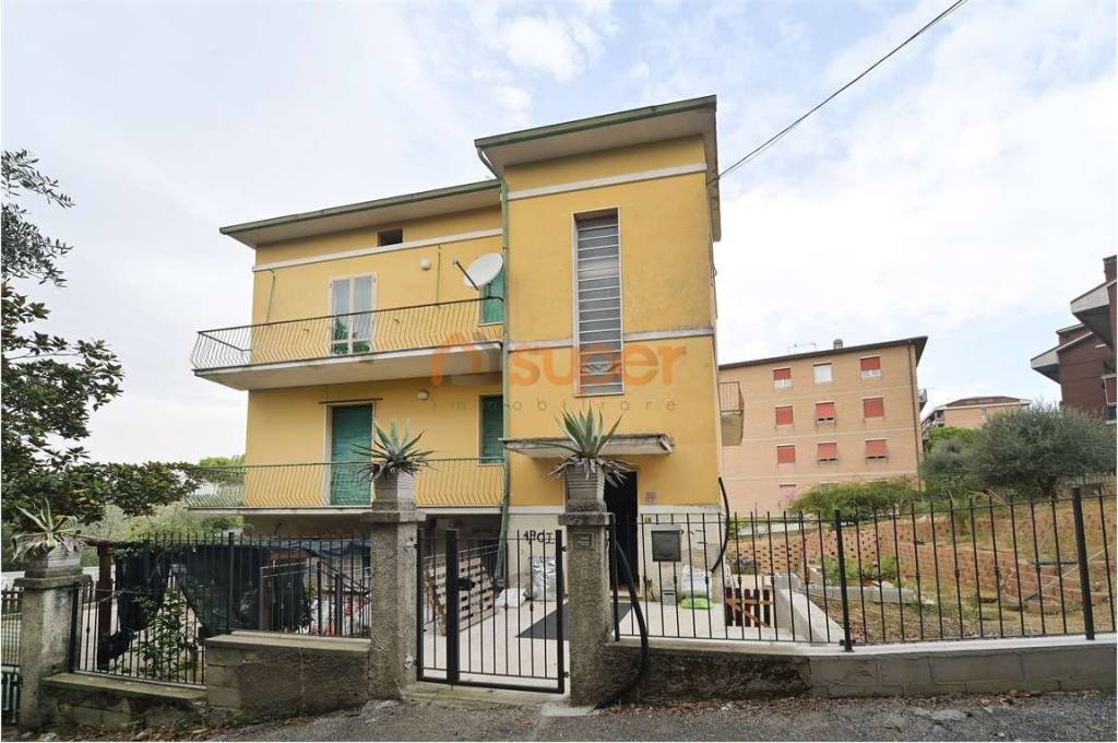 Appartamento in vendita a Perugia via Francesco Petrarca