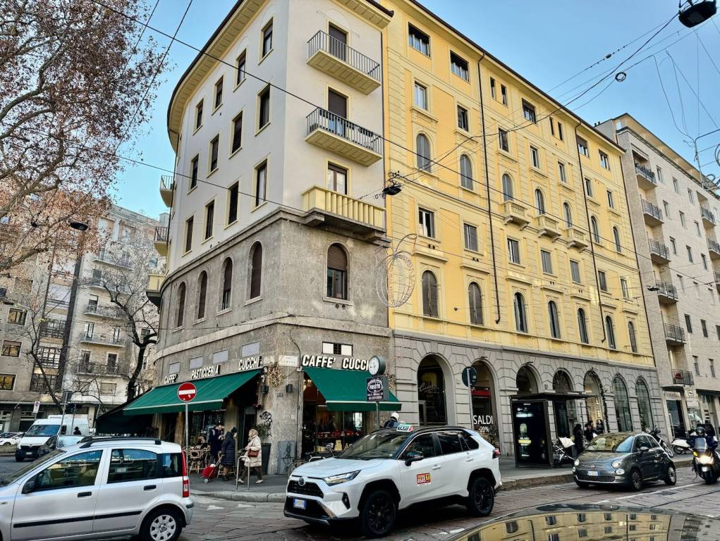 Appartamento in vendita a Milano corso Genova, 1