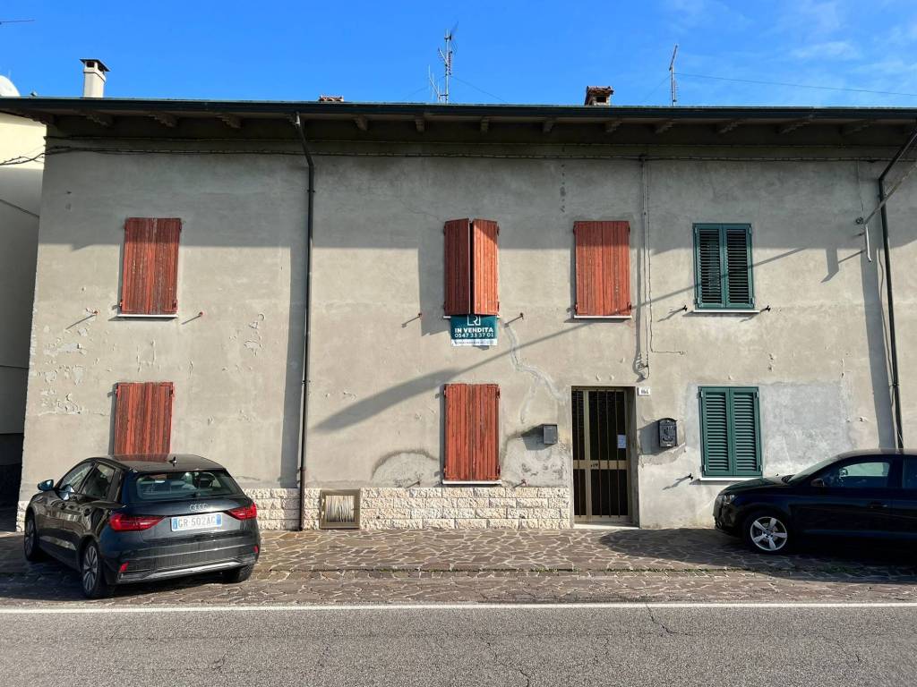 Casa Indipendente in vendita a Cesena san Cristoforo, 164