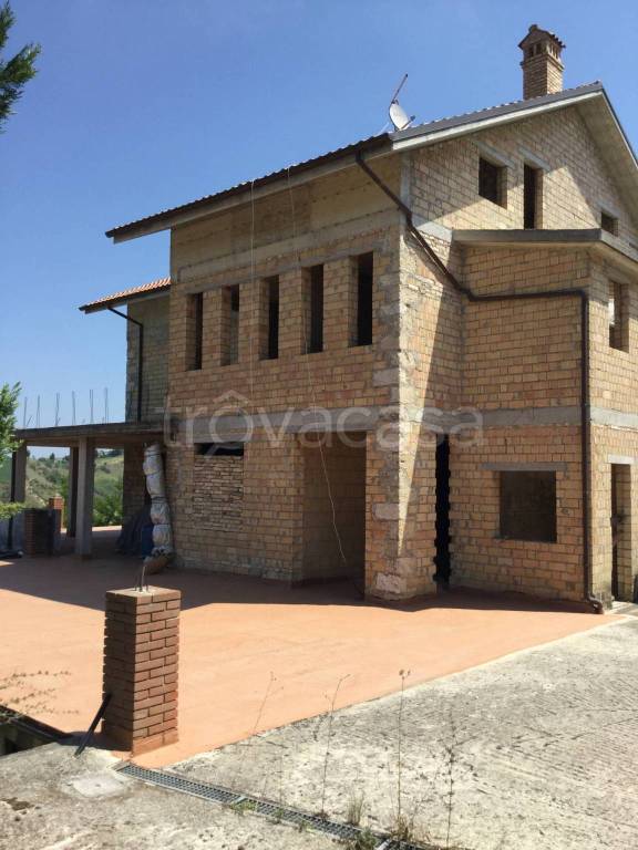 Villa in vendita ad Ascoli Piceno monticelli alto