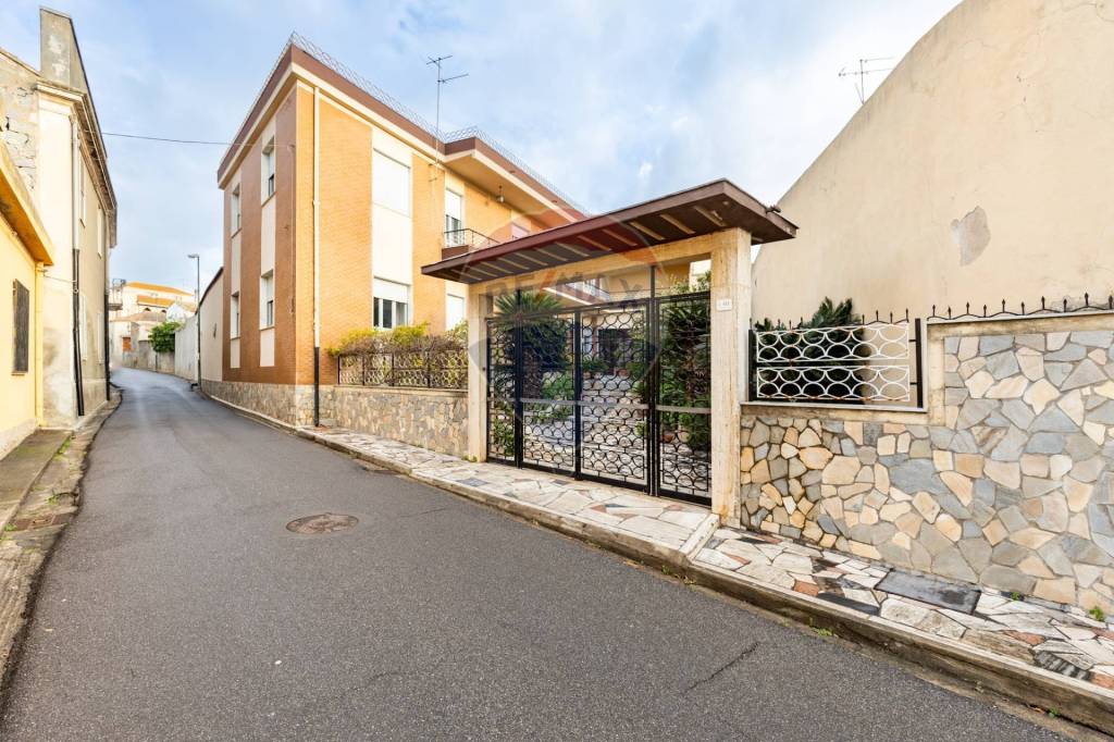 Casa Indipendente in vendita a Serrenti via Salaris, 40