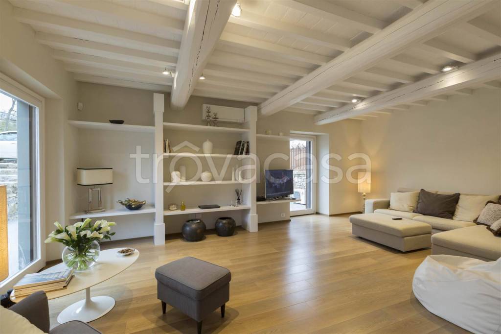 casa indipendente in vendita a Borgo San Lorenzo