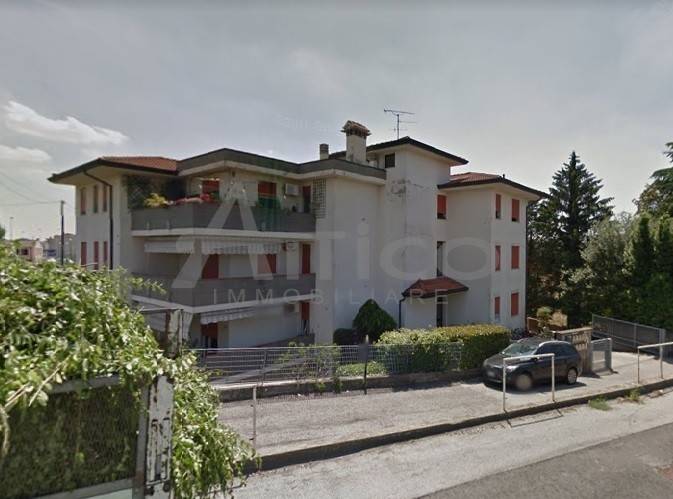 Garage in vendita a Rovigo viale Porta Po, 40