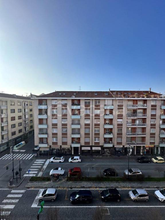 Appartamento in vendita a Rivoli corso Susa, 42