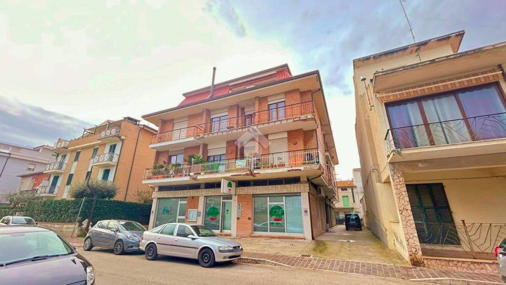 Appartamento in vendita a Porto Sant'Elpidio via s. Francesco d'Assisi, 116