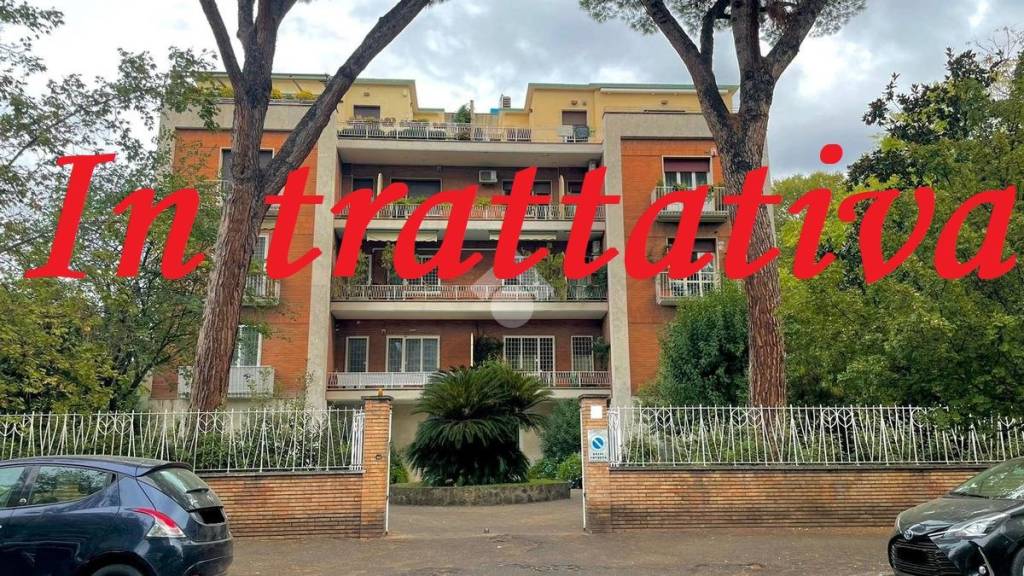 Appartamento in vendita a Roma via Asmara