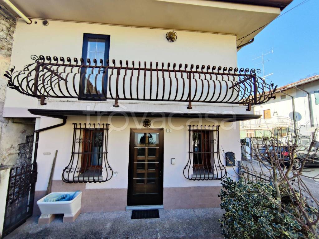 Villa Bifamiliare in vendita a Polcenigo vicolo San Floriano, 1