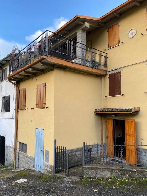 Casa Indipendente in vendita a Monghidoro via Monte Calvario, 8