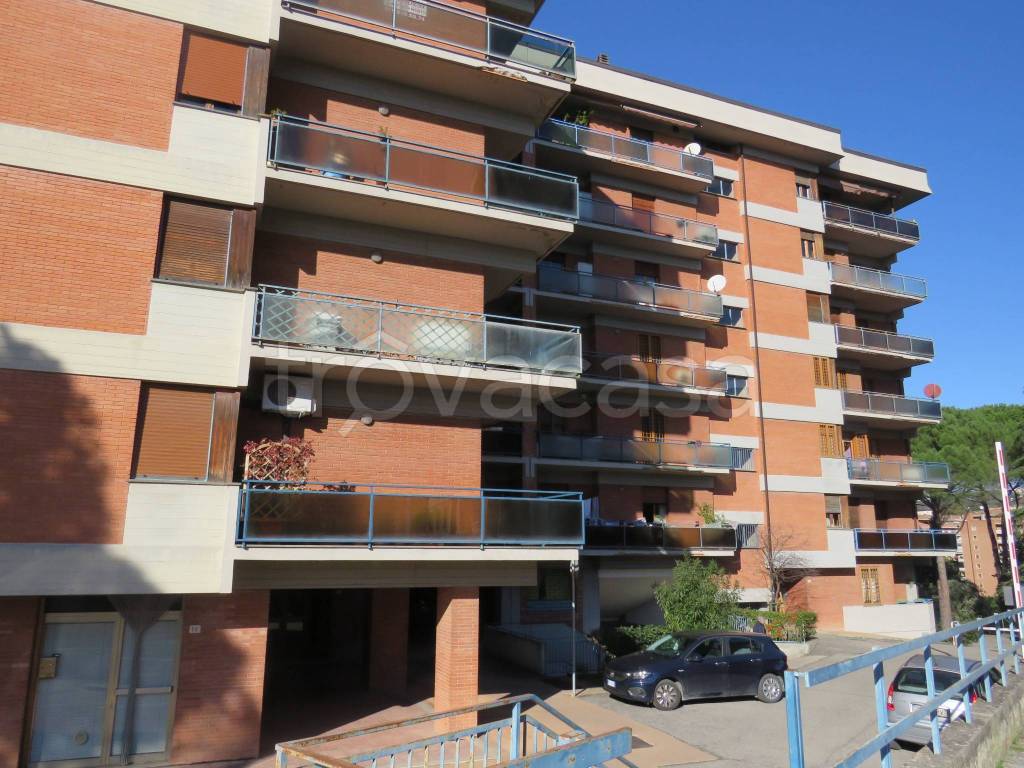 Appartamento in vendita a Perugia via Enrico Fermi