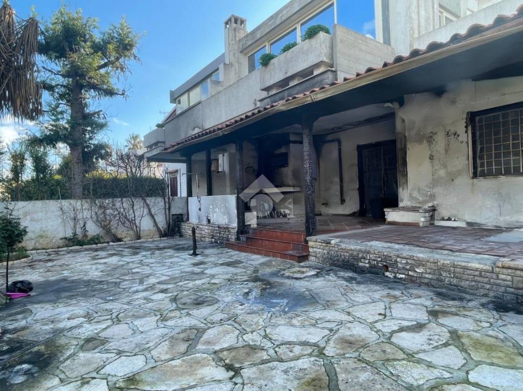 Villa Bifamiliare in vendita a Lecce via Procida, 23