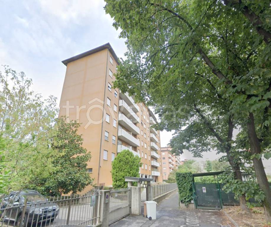 Appartamento all'asta a Cinisello Balsamo via Filippo Corridoni, 55A