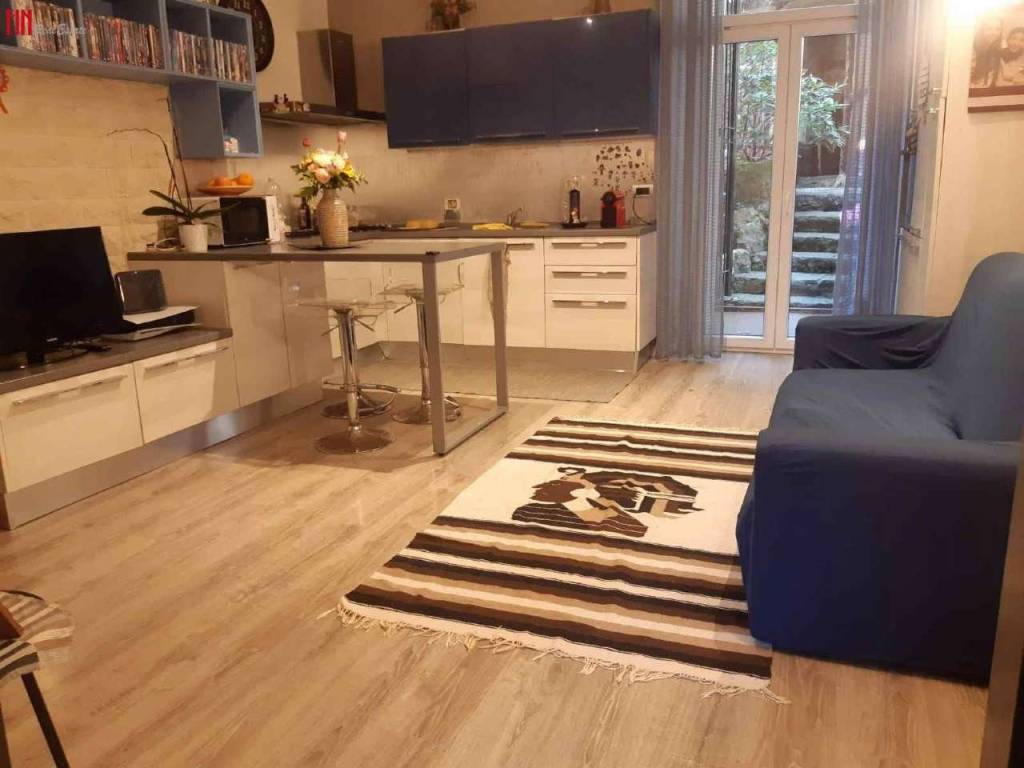 Appartamento in vendita a Genova via Saluzzo