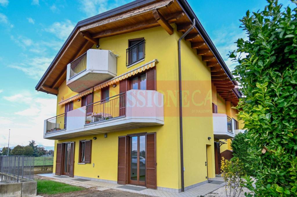 Appartamento in vendita a Seriate via San Martino