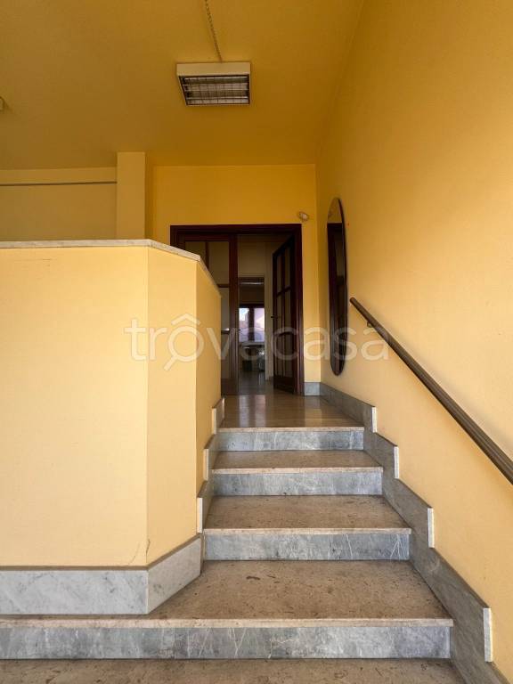 Ufficio in in affitto da privato a Grugliasco via Unità d'Italia, 21