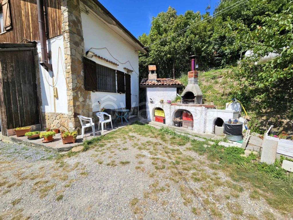 Villa in vendita a Mongiardino Ligure via Maggiolo