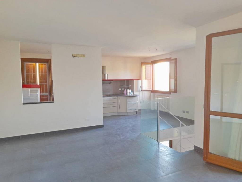 Appartamento in vendita a Vezzano sul Crostolo via Prospero Martelli, 68