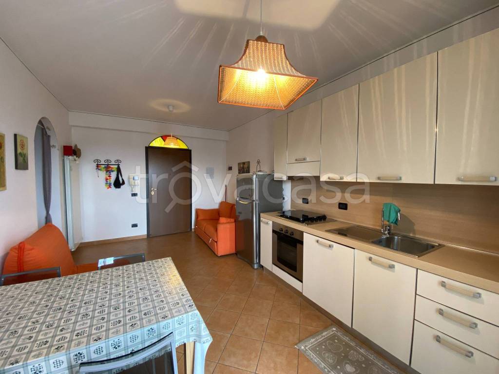 Appartamento in vendita a Riva Ligure via Aurelia, 59