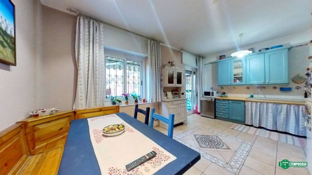 Appartamento in vendita a Genova via Angelo Siffredi, 63