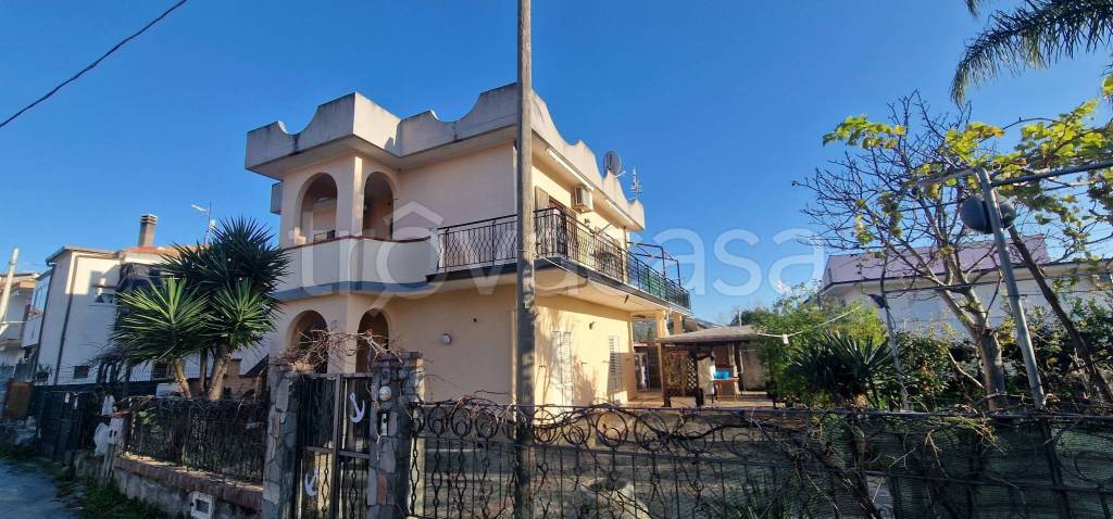 Villa Bifamiliare in vendita ad Ascea via Cerere, 7