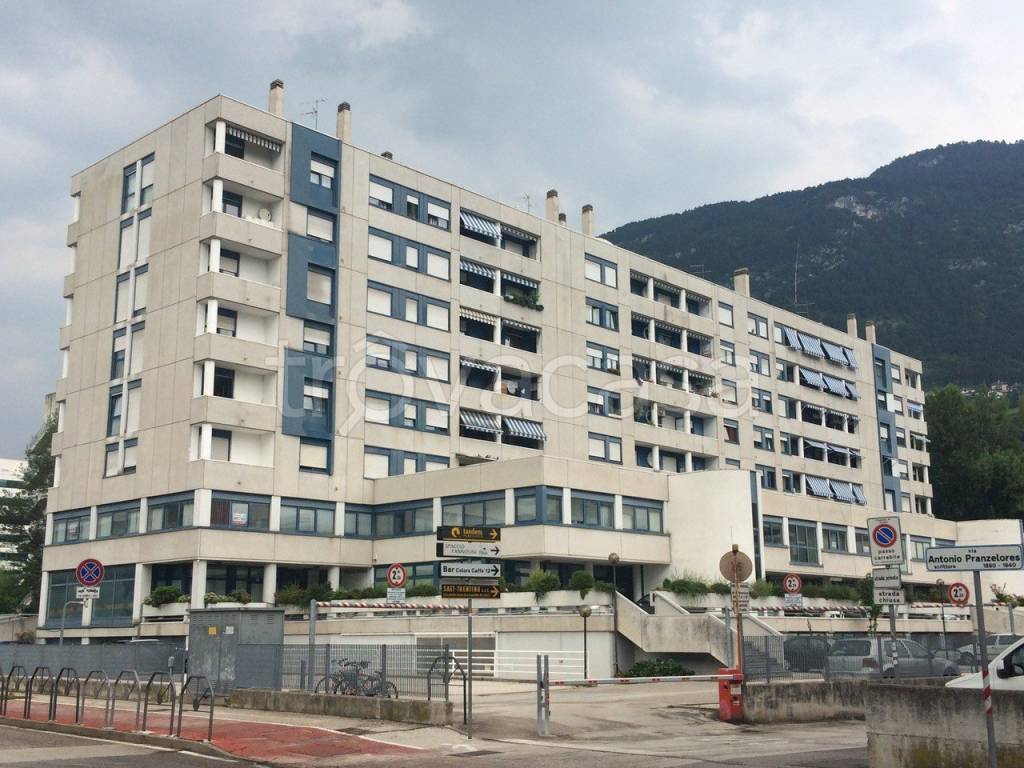 Ufficio in vendita a Trento via pranzelores