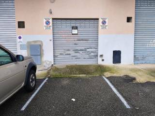 Garage in affitto a catanzaro viale dei normanni, 77