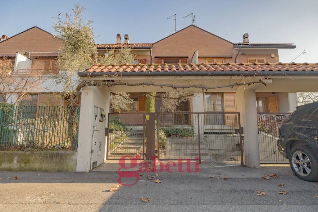 Villa a Schiera in vendita a Segrate via Piave , 21