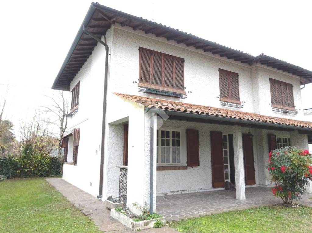 Villa in vendita a Voghiera via Provinciale