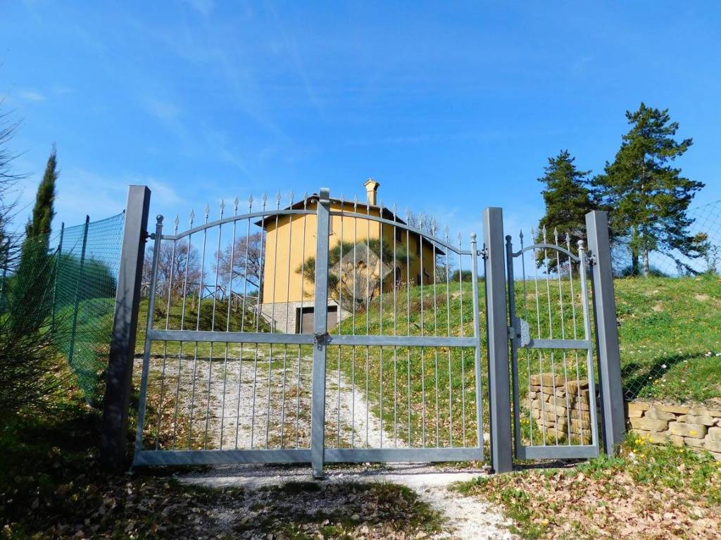 Villa in vendita a Gubbio località Monteluiano