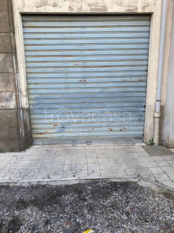 Garage in vendita a Viterbo via Caduti sul Lavoro, 19