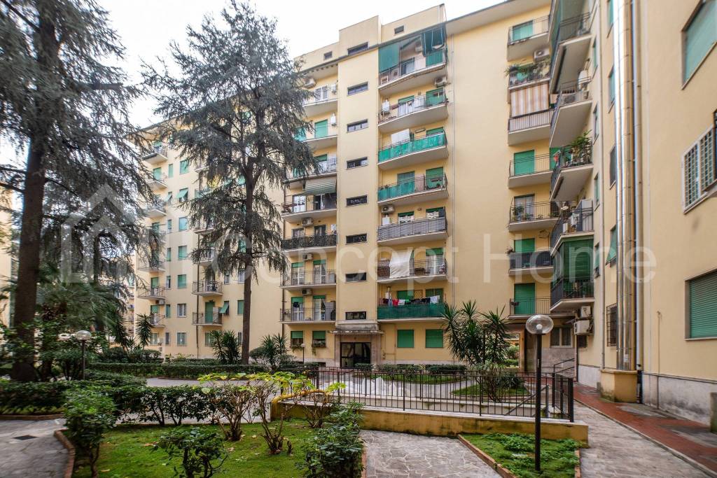 Appartamento in vendita a Roma viale San Giovanni Bosco, 49