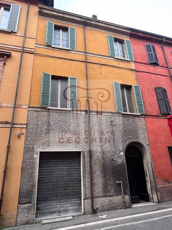 Casa Indipendente in vendita a Cesena via Chiaramonti