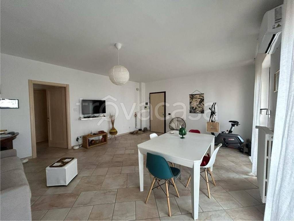 Appartamento in vendita a Barletta via Luigi Pirandello, 38