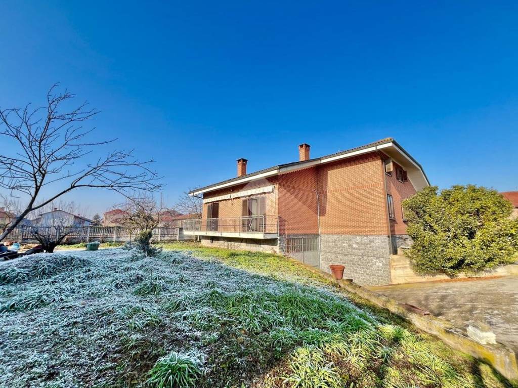 Villa in vendita a Carmagnola via Borghetto, 20