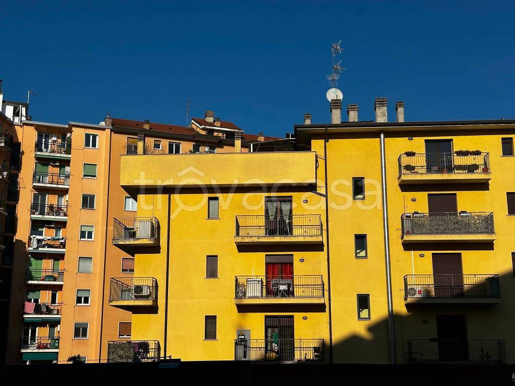 Appartamento in vendita a Milano via Ambrogio Binda, 33