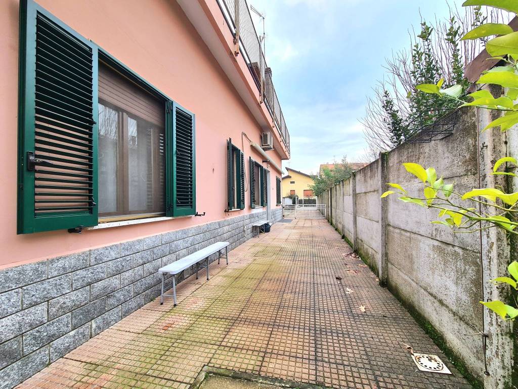 Appartamento in vendita a San Vittore Olona via Vincenzo Monti, 33