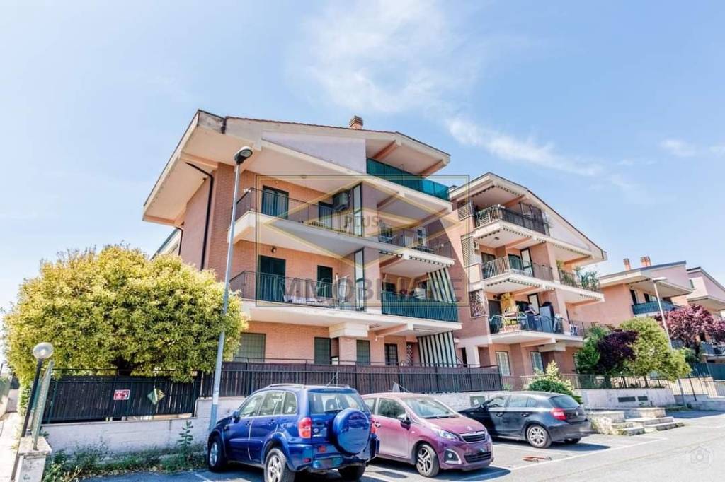 Appartamento in in vendita da privato a Roma via Manoppello, 54