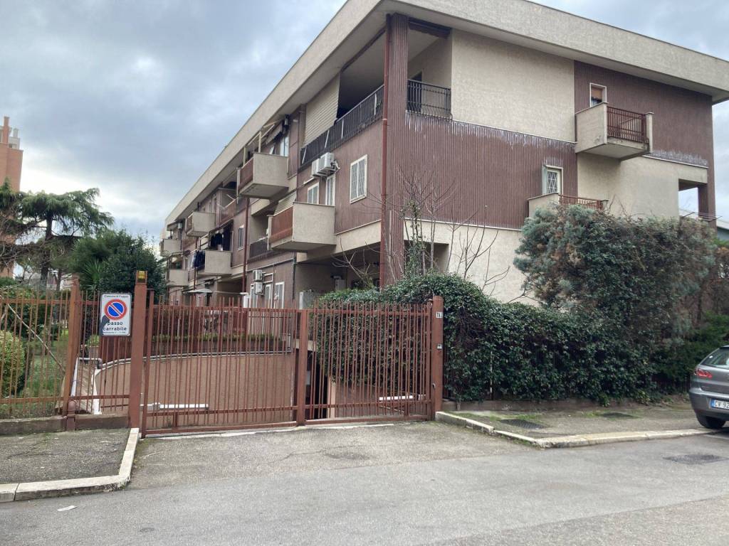 Garage in vendita a Foggia via Tito Serra, 32