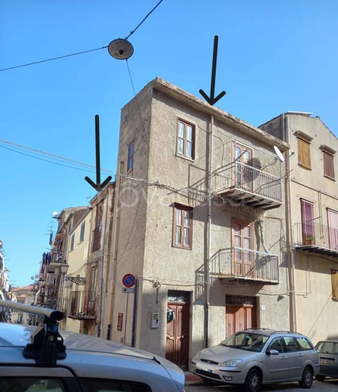 Appartamento in in vendita da privato a Castelbuono via Belvedere, 15