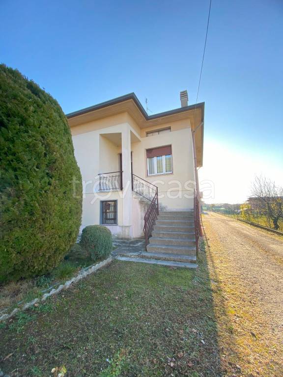 Villa in in vendita da privato a Carnago via Professor Giovanni Castiglioni, 16B