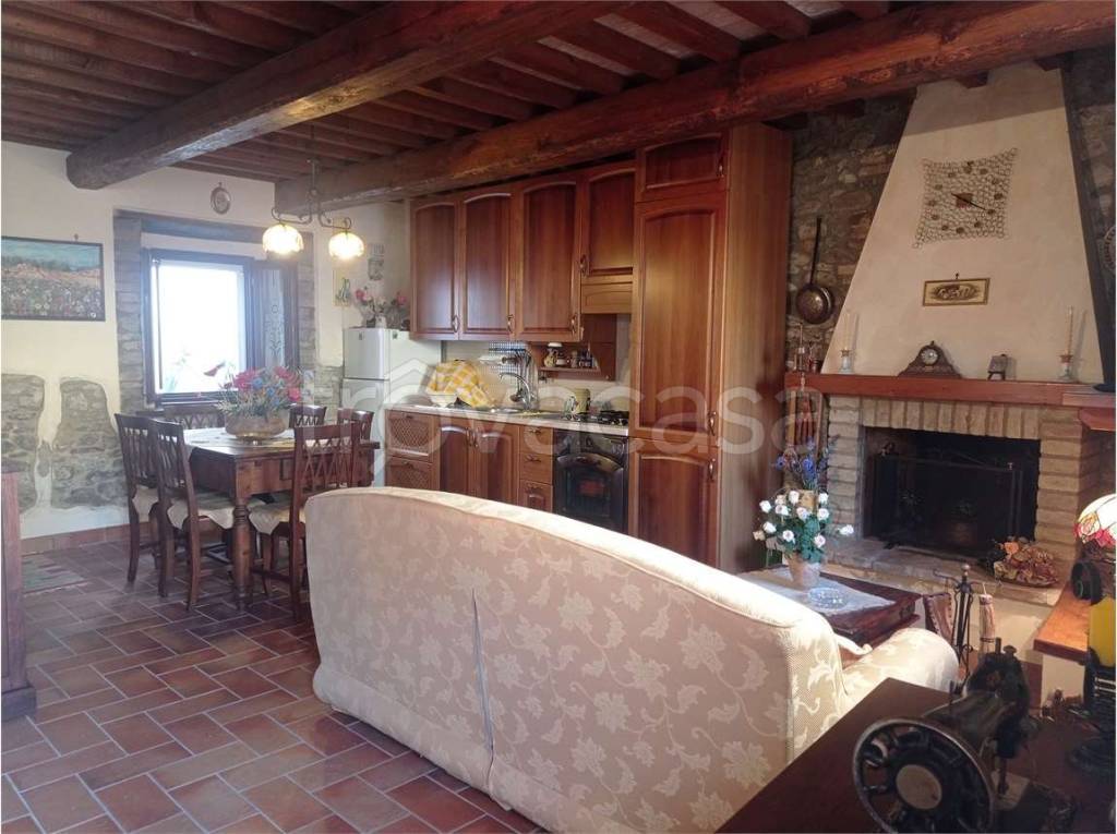 Villa Bifamiliare in vendita a Urbino