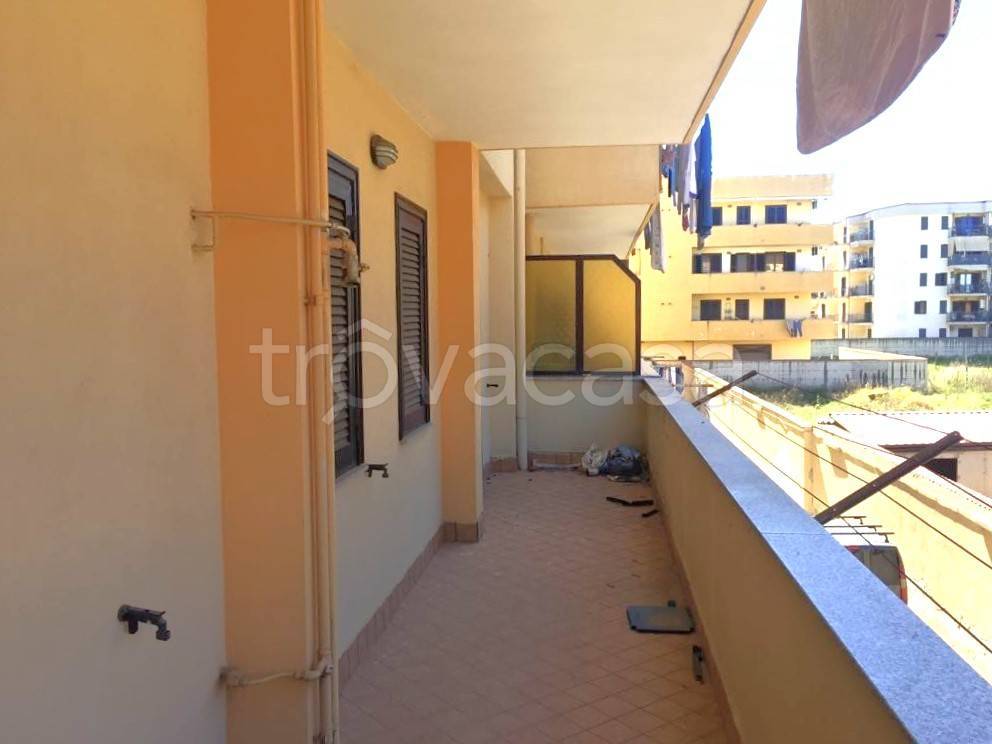 Appartamento in vendita a Orta di Atella via Massimo Troisi