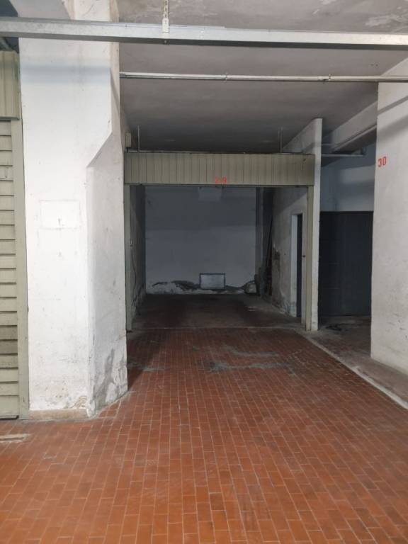 Garage in vendita a Bologna via Milazzo,17