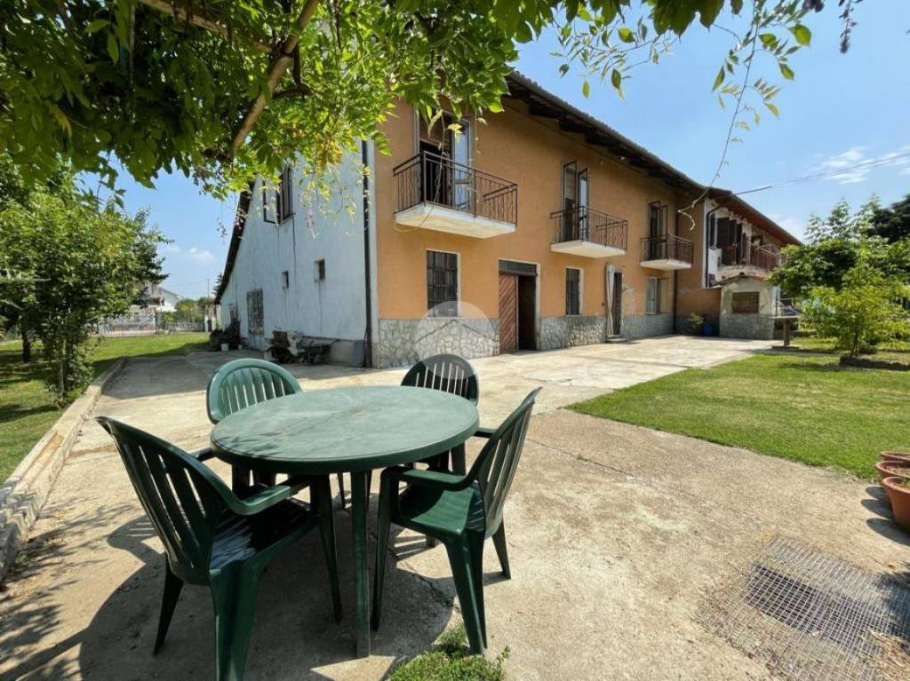 Casa Indipendente in vendita a Villanova d'Asti strada del borgo