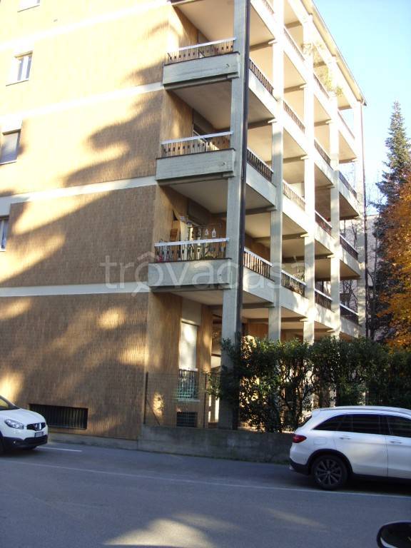 Appartamento in vendita a Gallarate via Galileo Ferraris, 16