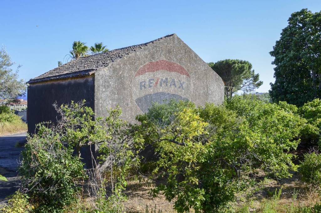 Terreno Agricolo in vendita ad Aci Castello via Parafera, 39