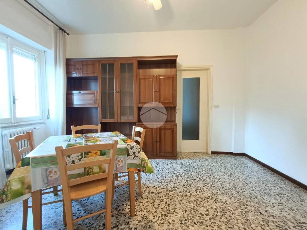 Appartamento in vendita a Carate Brianza via g. Donizetti, 25