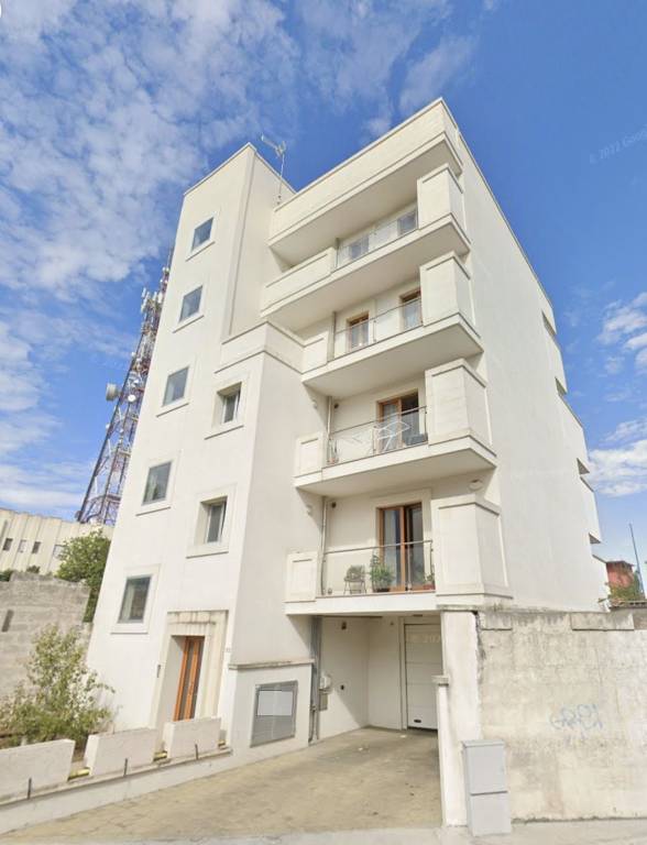Appartamento in vendita a Lecce via Lupiae, 52