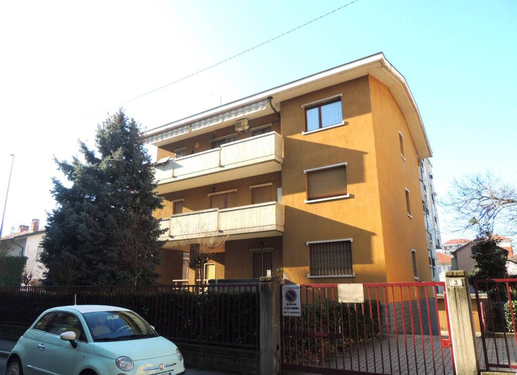 Appartamento in vendita a Collegno via Giuseppe Verdi, 26