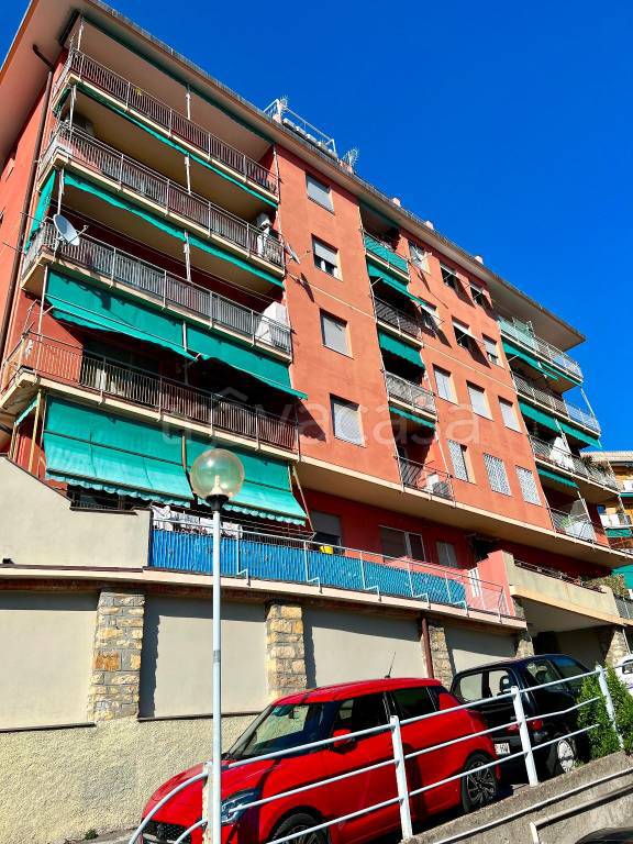 Appartamento in vendita a Genova via Giacomo Boero, 33