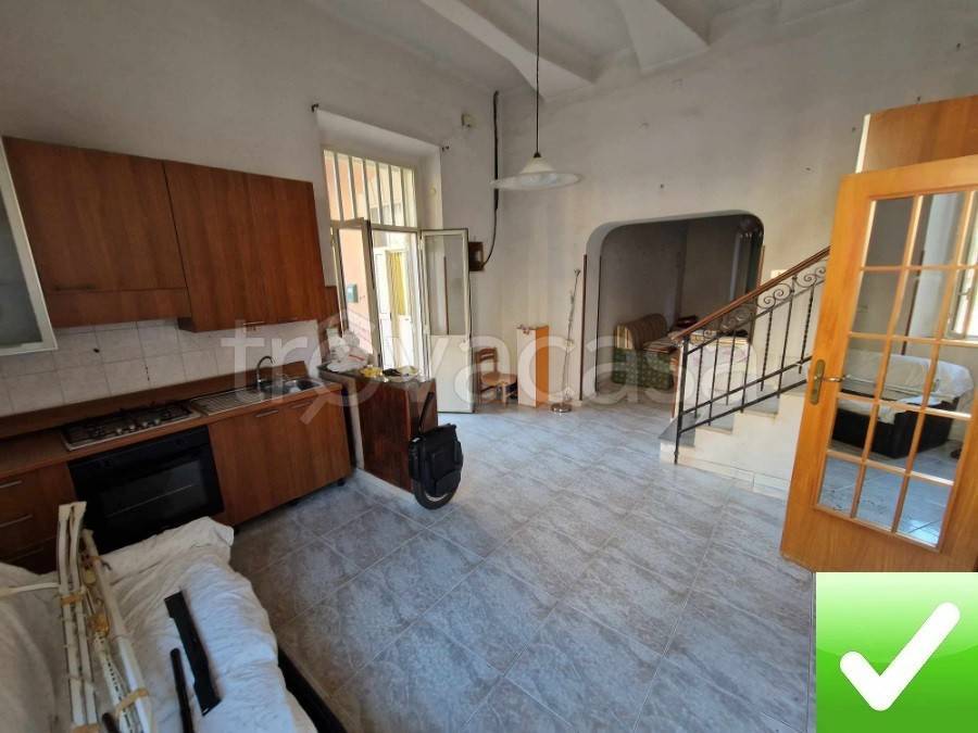 Appartamento in vendita a Reggio di Calabria via Fratelli Spagnolo